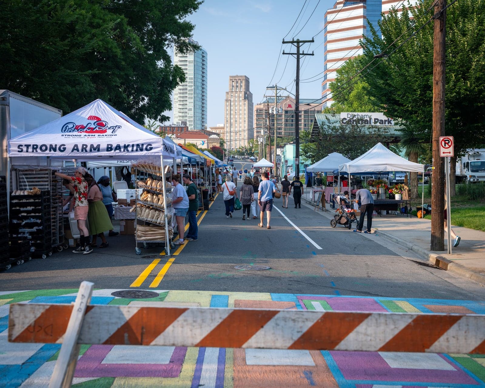 Durham Farmers Market street scene